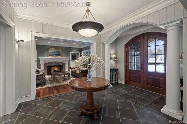3460 Bloomcrest Drive, Bloomfield Hills, MI 48304
