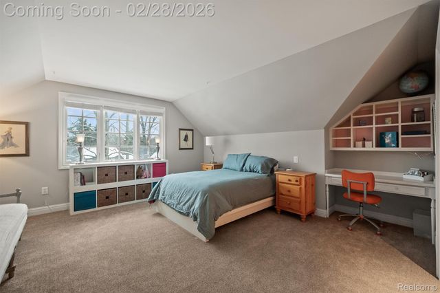 3460 Bloomcrest Drive, Bloomfield Hills, MI 48304