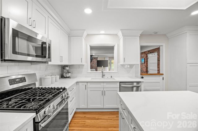 6326 Rosecrest Drive, Charlotte, NC 28210