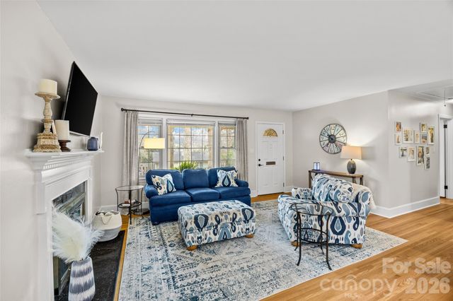 6326 Rosecrest Drive, Charlotte, NC 28210