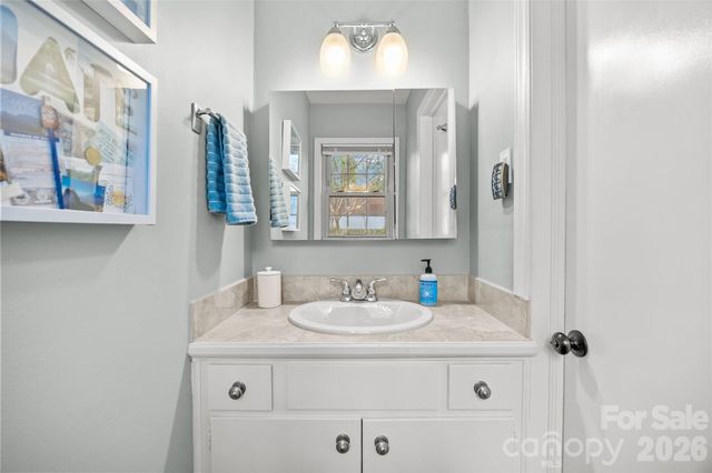 6326 Rosecrest Drive, Charlotte, NC 28210