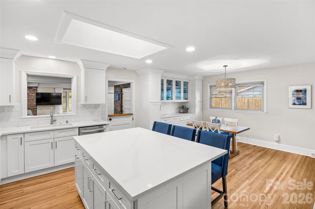 6326 Rosecrest Drive, Charlotte, NC 28210