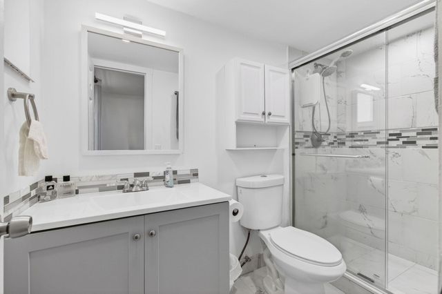 1060 Crystal Lake Drive 203, Deerfield Beach, FL 33064