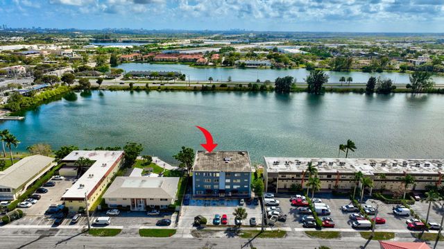 1060 Crystal Lake Drive 203, Deerfield Beach, FL 33064