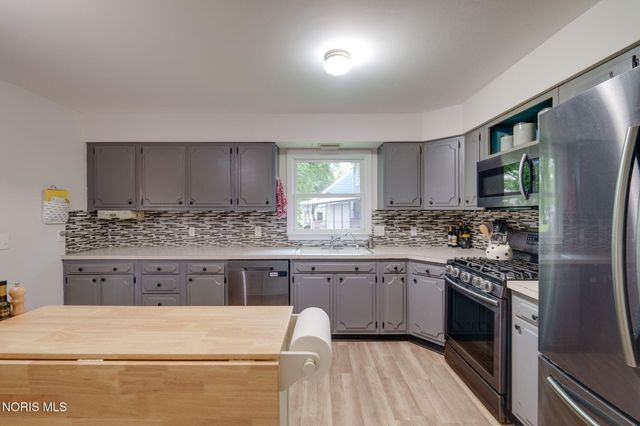 326 W 7th Street, Perrysburg, OH 43551
