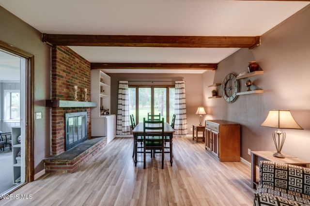 326 W 7th Street, Perrysburg, OH 43551