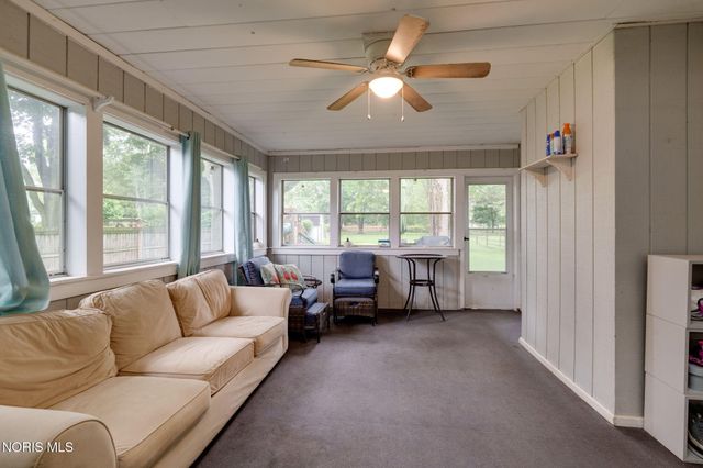 326 W 7th Street, Perrysburg, OH 43551
