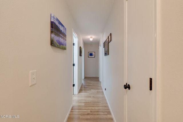 326 W 7th Street, Perrysburg, OH 43551