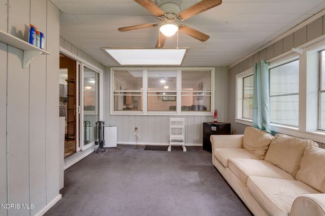 326 W 7th Street, Perrysburg, OH 43551