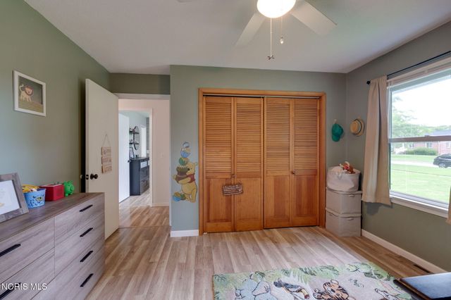 326 W 7th Street, Perrysburg, OH 43551
