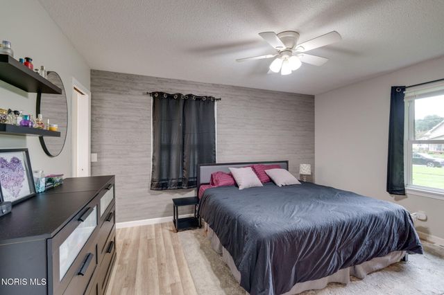 326 W 7th Street, Perrysburg, OH 43551