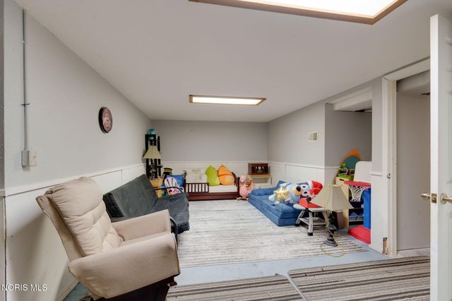 326 W 7th Street, Perrysburg, OH 43551
