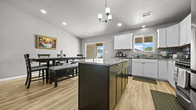 3037 Red Pear Drive, Grand Junction, CO 81504