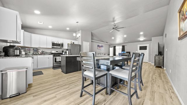 3037 Red Pear Drive, Grand Junction, CO 81504