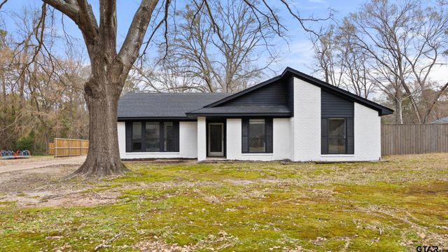 1637 Pineview Ln., Hideaway, TX 75771