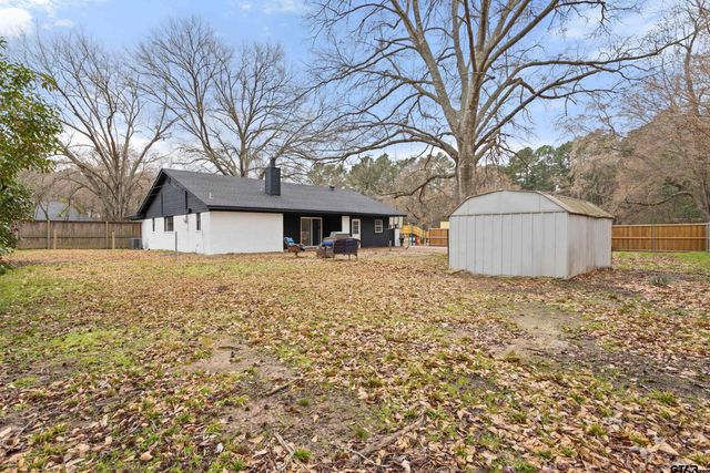 1637 Pineview Ln., Hideaway, TX 75771
