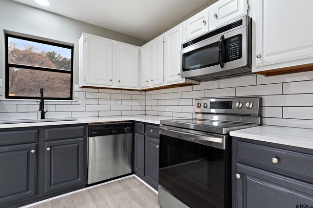 1637 Pineview Ln., Hideaway, TX 75771