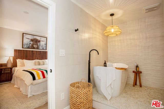 8130 Redlands Street 4, Playa Del Rey, CA 90293