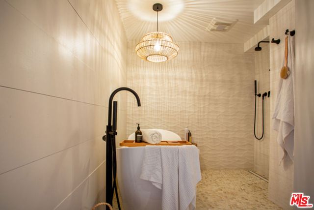 8130 Redlands Street 4, Playa Del Rey, CA 90293