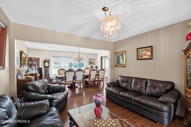 55 Roslyn Court, Long Branch, NJ 07740