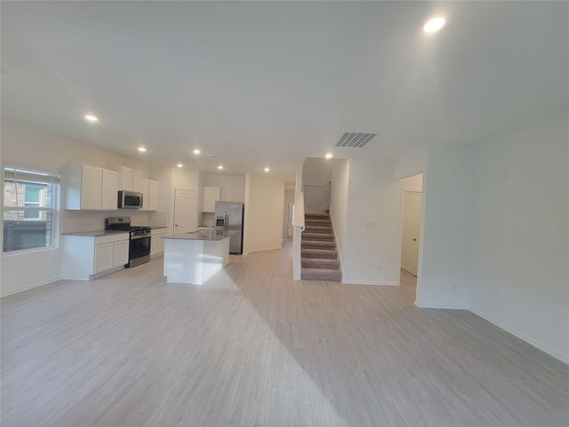 2013 Four Waters LOOP, Georgetown, TX 78628