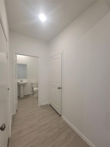 2013 Four Waters LOOP, Georgetown, TX 78628