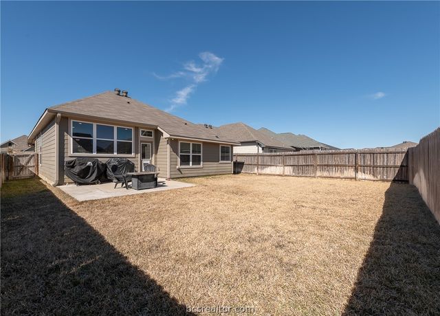 2012 Kathryn Drive, Bryan, TX 77807