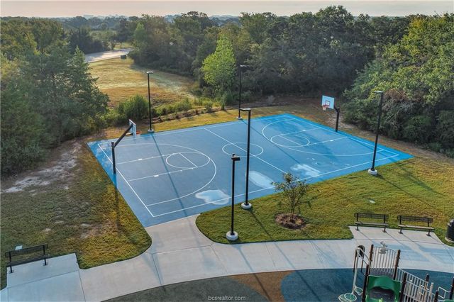 2012 Kathryn Drive, Bryan, TX 77807