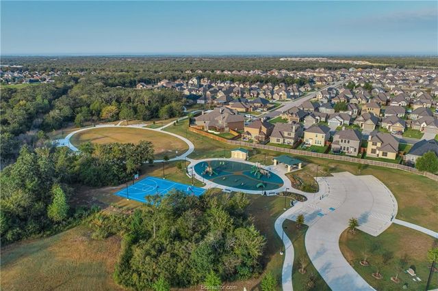 2012 Kathryn Drive, Bryan, TX 77807