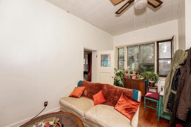 2674 N Holton STREET #2678, Milwaukee, WI 53212