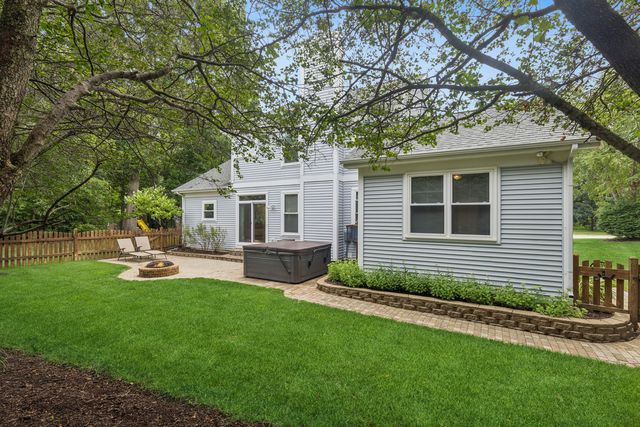 766 Providence Lane, Crystal Lake, IL 60012