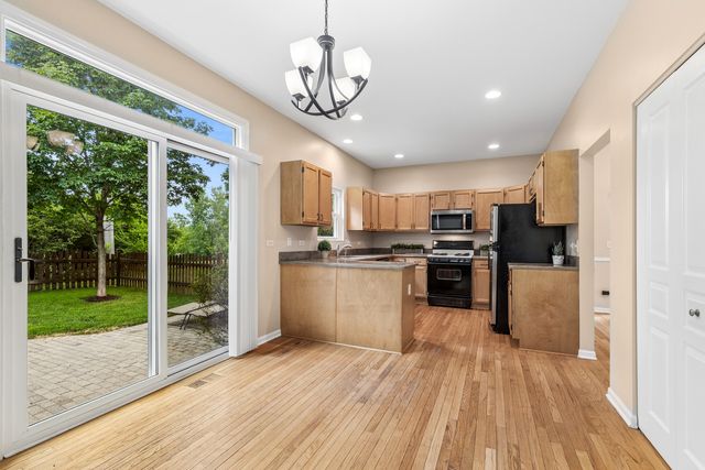 766 Providence Lane, Crystal Lake, IL 60012