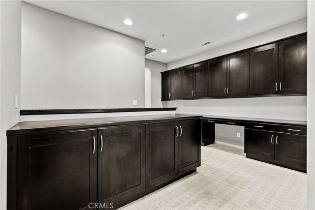 22105 Barrington, Saugus, CA 91350