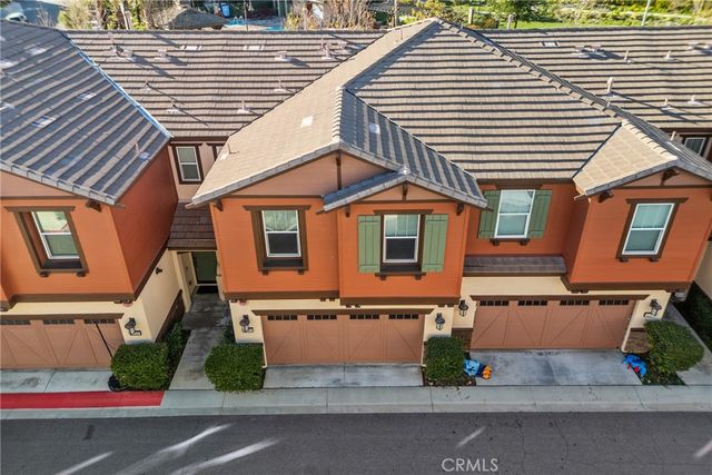 22105 Barrington, Saugus, CA 91350