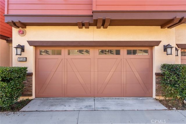 22105 Barrington, Saugus, CA 91350