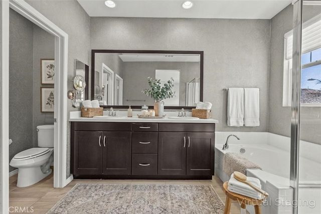 22105 Barrington, Saugus, CA 91350