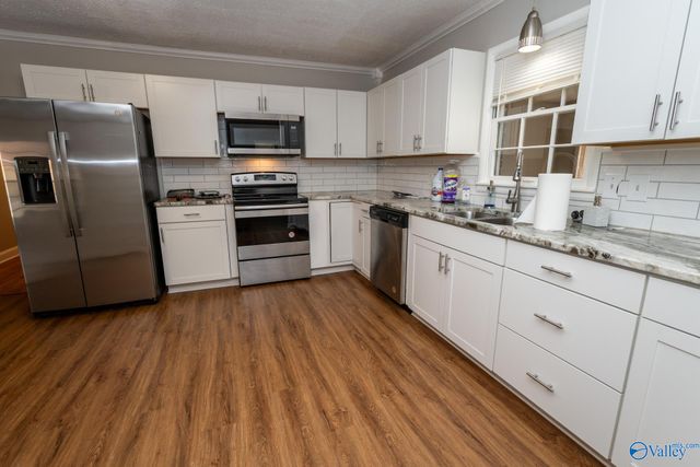 2215 NE Fairfax Street, Huntsville, AL 35811