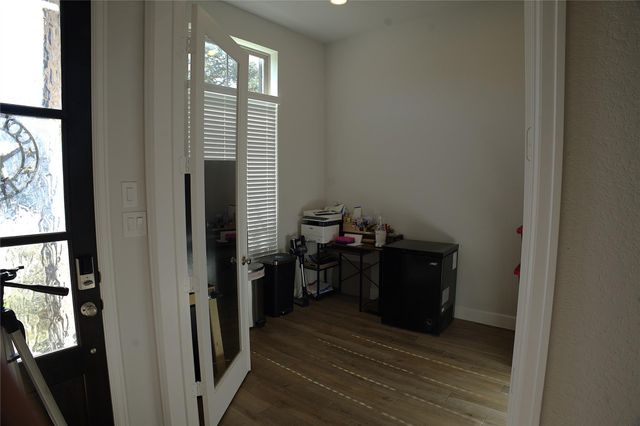 284 Kimble Creek LOOP, Kyle, TX 78640