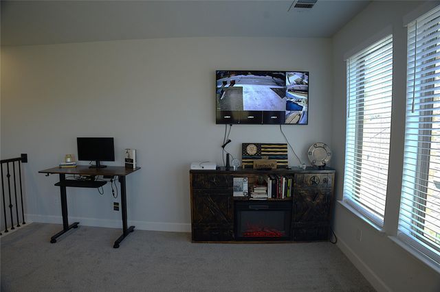 284 Kimble Creek LOOP, Kyle, TX 78640