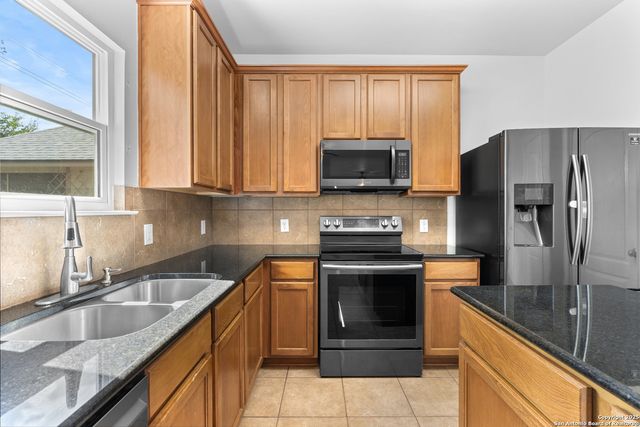 5430 Southern Oaks, San Antonio, TX 78261