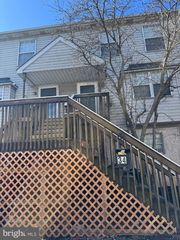 34 2ND ST, Bridgeport, PA 19405