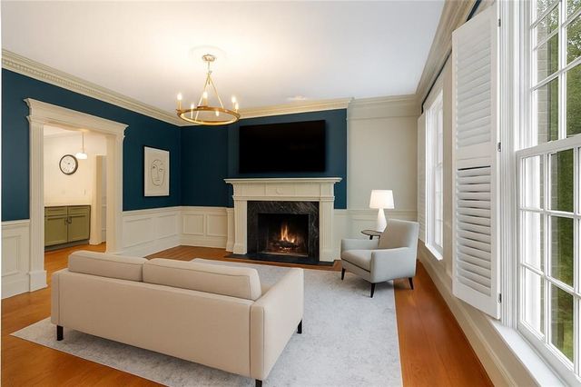 345 W Berwicke Common NE, Atlanta, GA 30342