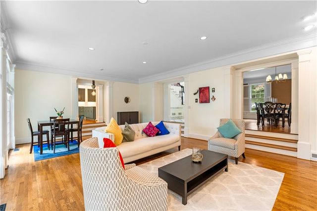 345 W Berwicke Common NE, Atlanta, GA 30342