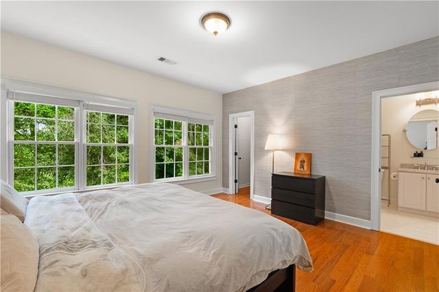 345 W Berwicke Common NE, Atlanta, GA 30342