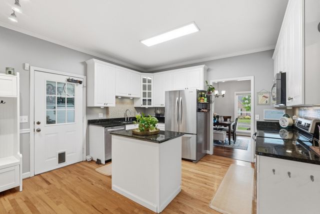 1363 Ivy Ln, Cookeville, TN 38501