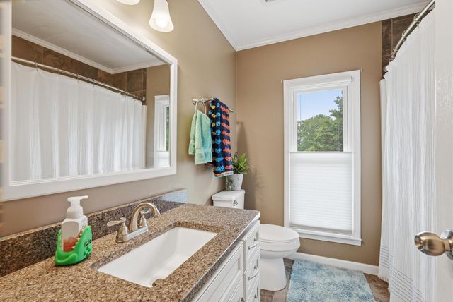 1363 Ivy Ln, Cookeville, TN 38501