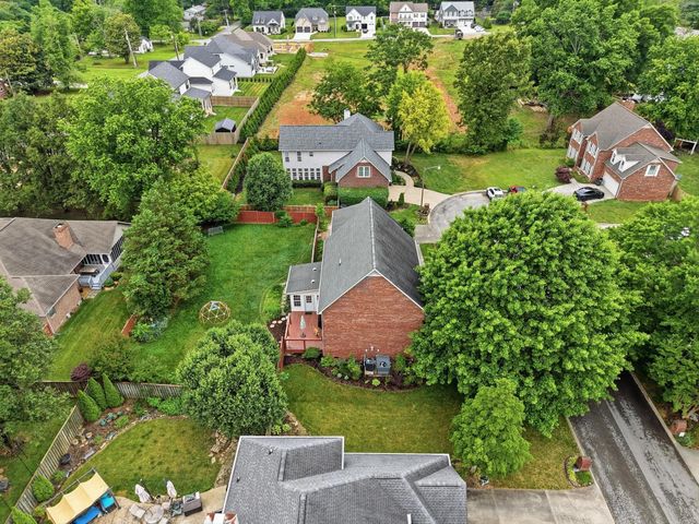1363 Ivy Ln, Cookeville, TN 38501