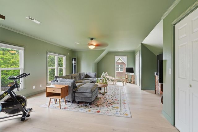 1363 Ivy Ln, Cookeville, TN 38501