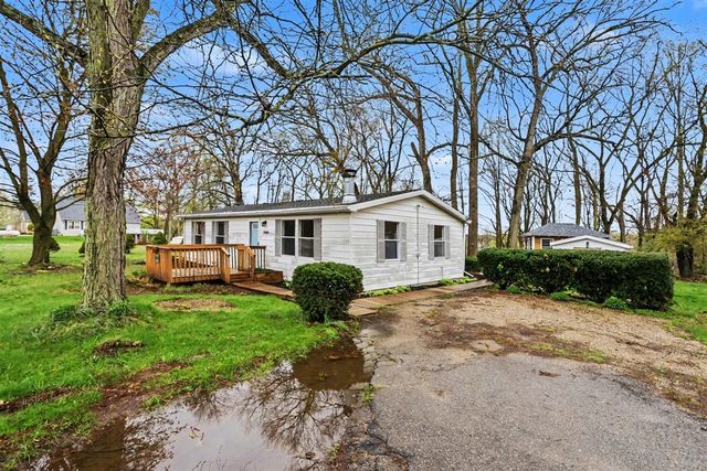 33320 Ridenour Road, Dowagiac, MI 49047
