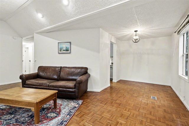33320 Ridenour Road, Dowagiac, MI 49047